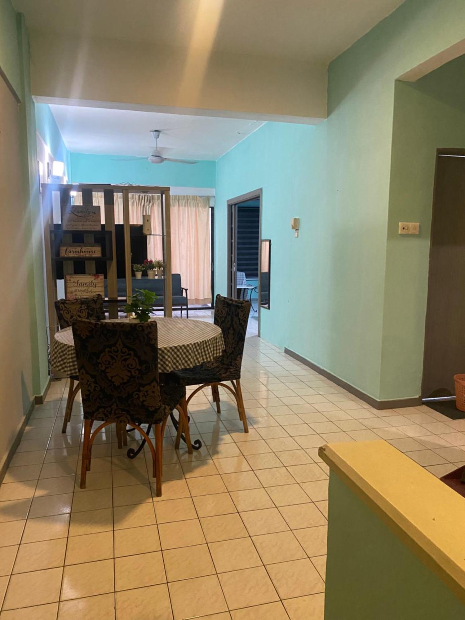 Pd Seaview Paradise Lagoon Apartment Port Dickson Ngoại thất bức ảnh