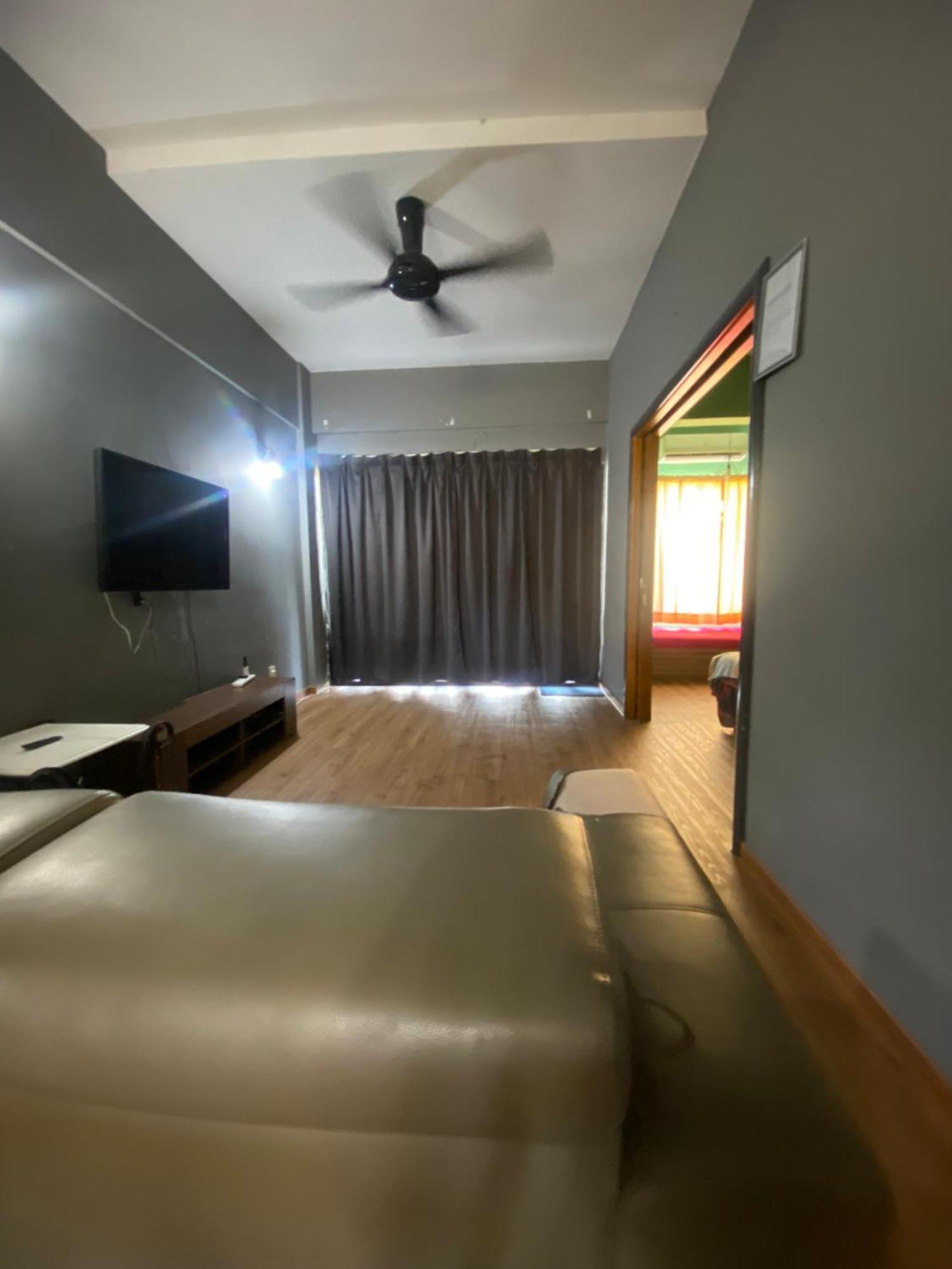 Pd Seaview Paradise Lagoon Apartment Port Dickson Ngoại thất bức ảnh