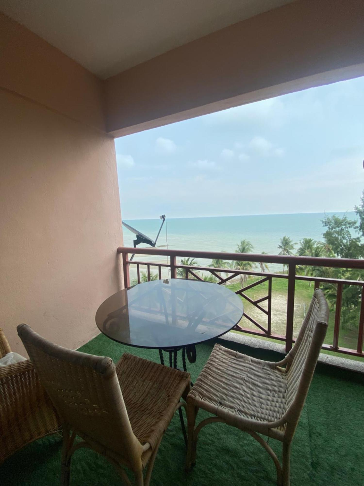 Pd Seaview Paradise Lagoon Apartment Port Dickson Ngoại thất bức ảnh