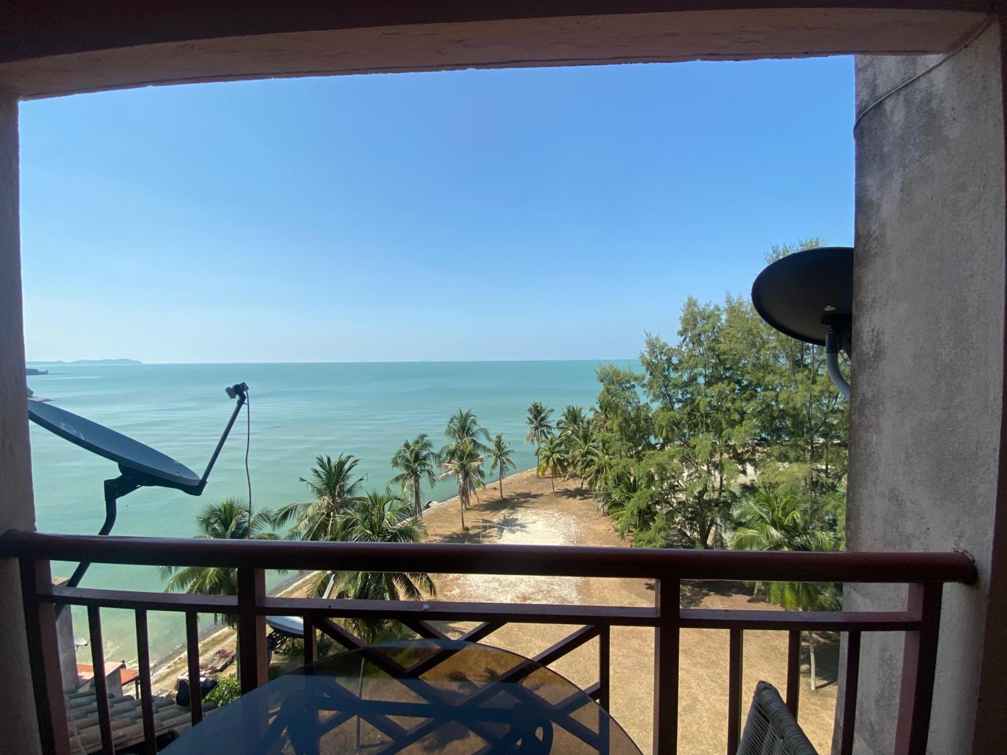 Pd Seaview Paradise Lagoon Apartment Port Dickson Ngoại thất bức ảnh